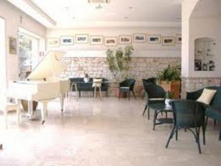 Imagen general del Hotel Hotel Terminal - Caroli Hotels. Foto 6