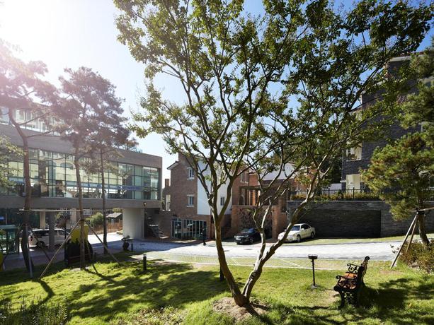 Imagen general del Hotel Hotel Thesoom Forest. Foto 3