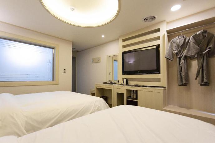Imagen general del Hotel Hotel Tirol, Seocho-Gu. Foto 2