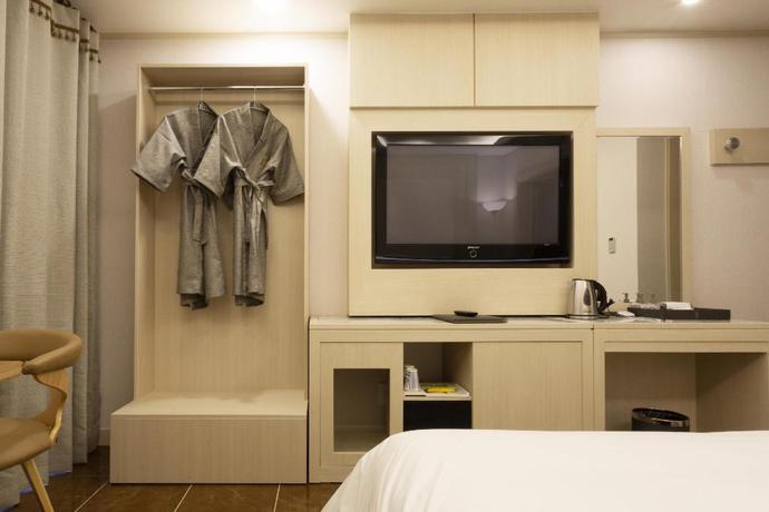Imagen general del Hotel Hotel Tirol, Seocho-Gu. Foto 4