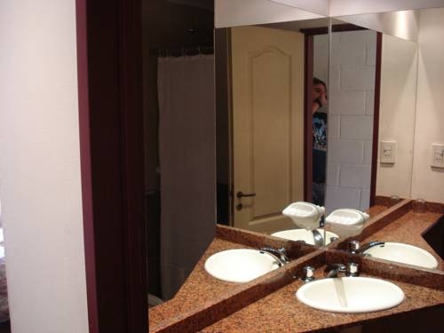 Imagen de la habitación del Hotel Hotel Torres del Sol. Foto 30