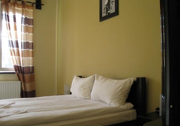 Imagen de la habitación del Hotel Hotel Turist. Foto 3