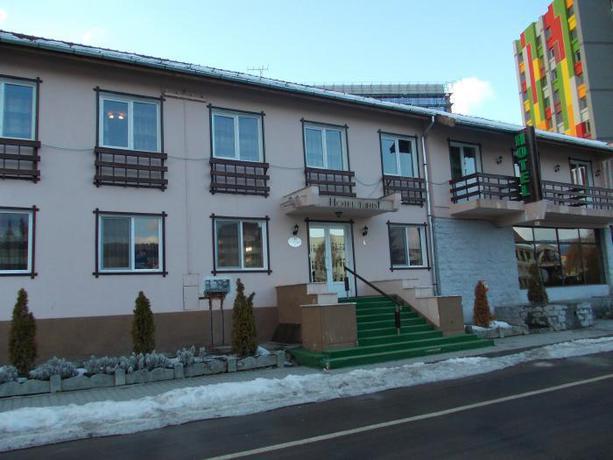 Imagen de los exteriores del Hotel Hotel Turist. Foto 7