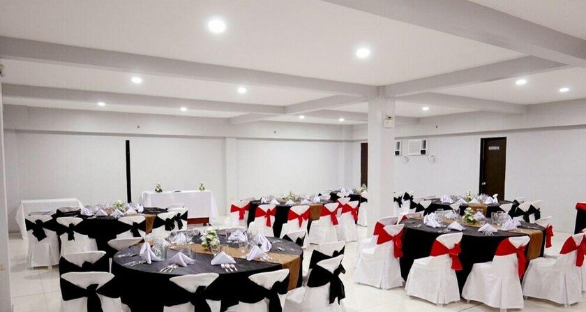 Imagen de los interiores del Hotel Hotel Turista Canlubang. Foto 29