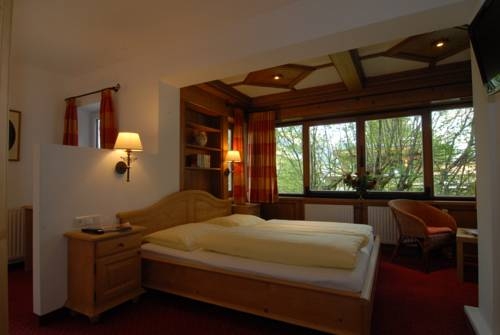 Imagen de la habitación del Hotel Hotel Tyrol. Foto 26