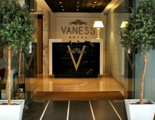 Imagen general del Hotel Hotel Vaness. Foto 17