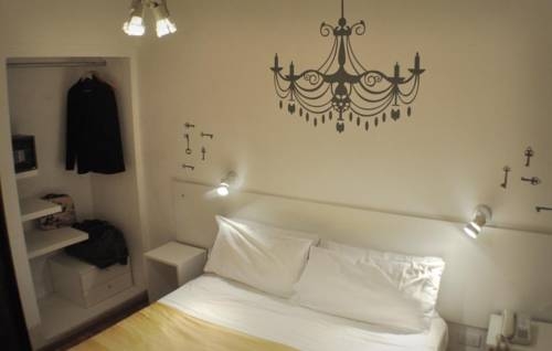 Imagen de la habitación del Hotel Hotel Vaness. Foto 45