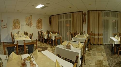 Imagen general del Hotel Hotel Venus, ZALAKAROS. Foto 15