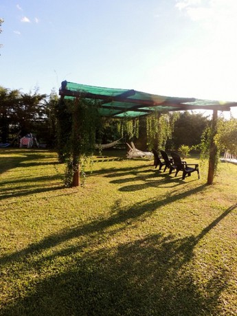 Imagen de los exteriores del Hotel Hotel Victoria, COL&Oacute;N. Foto 5