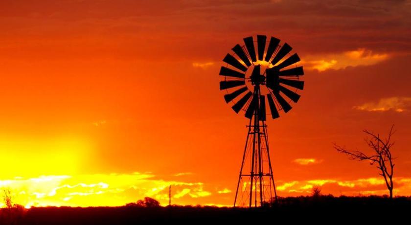 Imagen de los exteriores del Hotel Hotel Viejo Molino. Foto 8