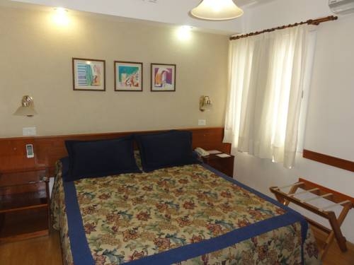 Imagen general del Hotel Hotel Viena, C&Oacute;RDOBA (AR). Foto 2