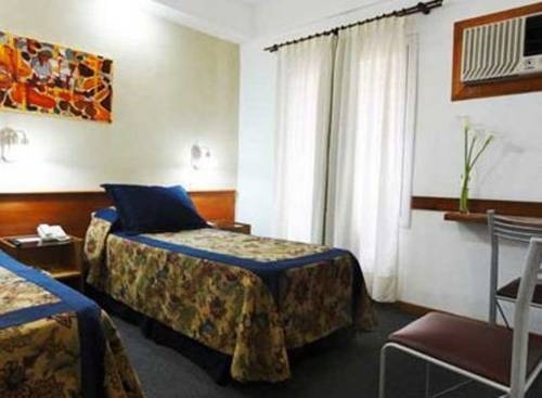 Imagen de la habitación del Hotel Hotel Viena, C&Oacute;RDOBA (AR). Foto 35