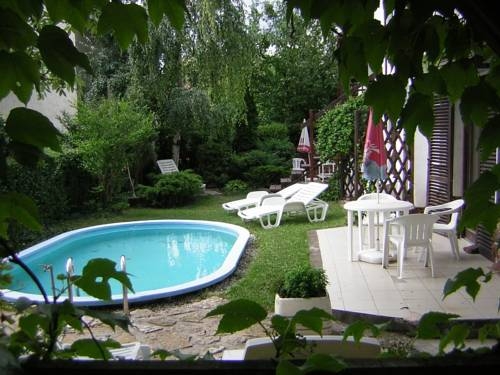 Imagen general del Hotel Hotel Viktória Restaurant. Foto 13