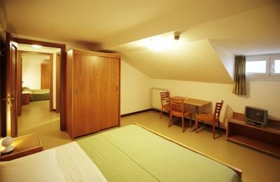 Imagen de la habitación del Hotel Hotel Villa Adriana. Foto 4