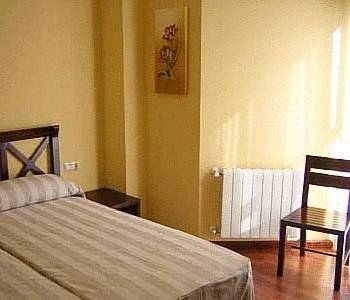 Imagen de la habitación del Hotel Hotel Villa Bensusan. Foto 7