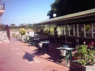 Imagen general del Hotel Hotel Villa. Foto 5