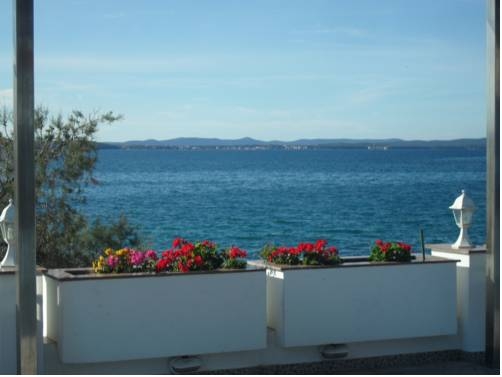 Imagen general del Hotel Hotel Villa Nico. Foto 2