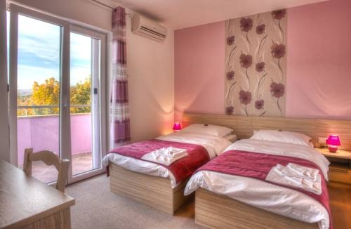 Imagen general del Hotel Hotel Villa Sandi. Foto 13