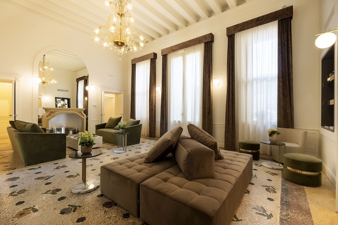 Imagen de los interiores del Hotel Hotel Villa Soligo - Small Luxury Hotels Of The World. Foto 19