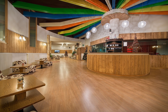 Imagen de los interiores del Hotel Hotel Villaggio San Carlo. Foto 12
