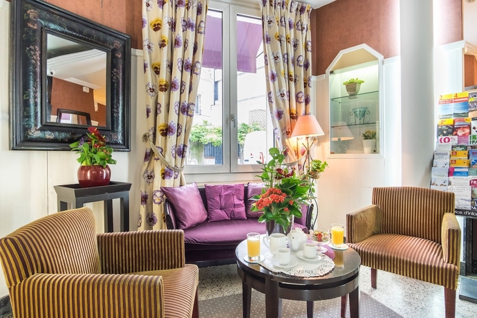 Imagen de los interiores del Hotel Hotel Virgina. Foto 18