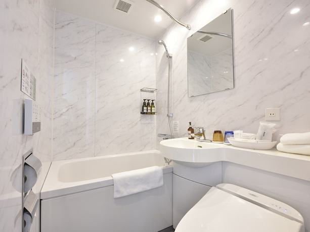 Imagen de la habitación del Hotel Hotel WBF Fourstay Sapporo. Foto 13