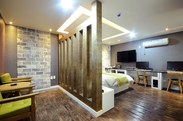 Imagen de la habitación del Hotel Hotel WEP Gimhae. Foto 19