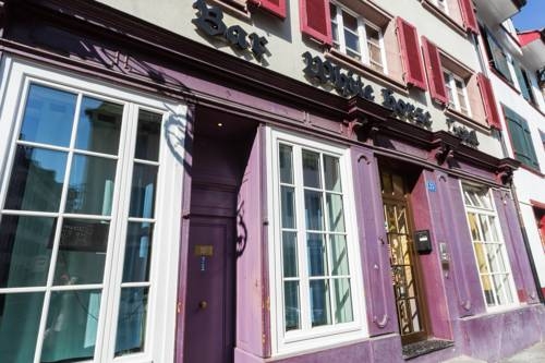 Imagen general del Hotel Hotel White Horse. Foto 3