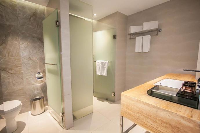 Imagen de la habitación del Hotel Hotel XYZ. Foto 11