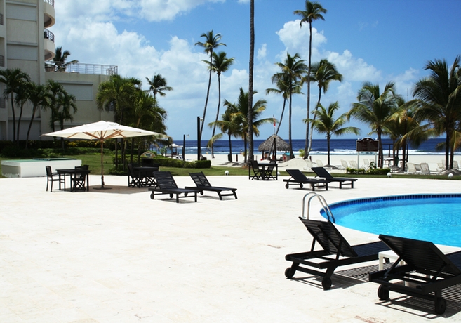 Imagen de la piscina del Hotel Hotel Xeliter Costa Del Sol. Foto 3