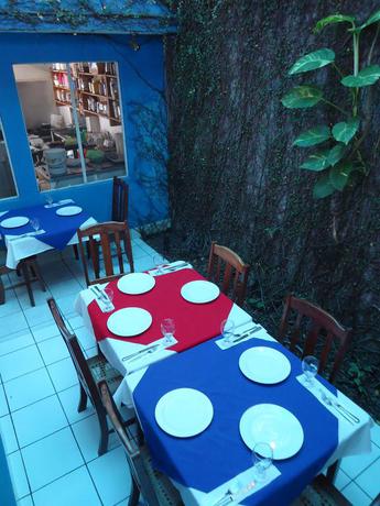 Imagen del bar/restaurante del Hotel Hotel YAYABO. Foto 2