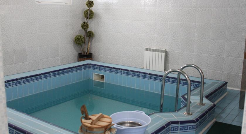 Imagen de la piscina del Hotel Hotel Yubileynaya. Foto 11