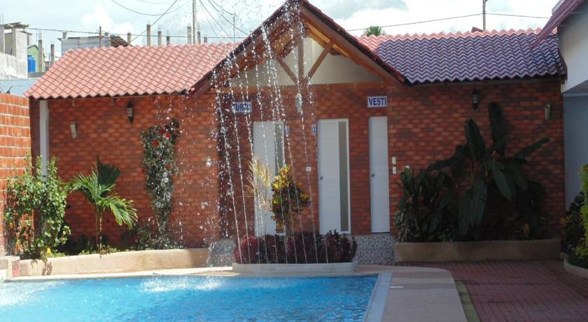 Imagen de los interiores del Hotel Hotel Yurak. Foto 8