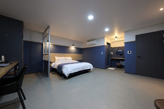 Imagen de la habitación del Hotel Hotel ZIP. Foto 11