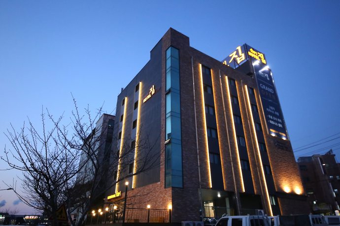 Imagen general del Hotel Hotel ZIP. Foto 1