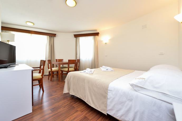 Imagen de la habitación del Hotel Hotel ZaDaR. Foto 5