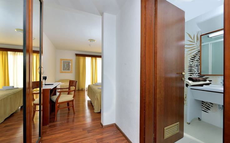 Imagen de la habitación del Hotel Hotel ZaDaR. Foto 18