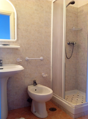 Imagen de la habitación del Hotel Hotel Zi' Ntonio. Foto 16