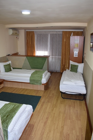 Imagen de la habitación del Hotel Hotel Zimbru. Foto 3