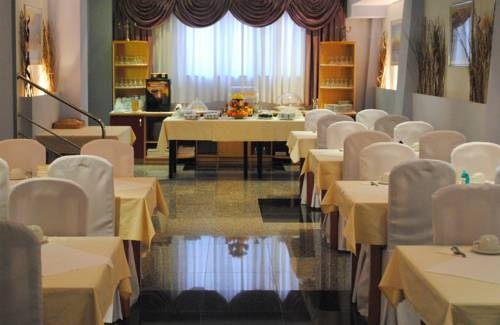 Imagen general del Hotel Hotel Zvonimir. Foto 2