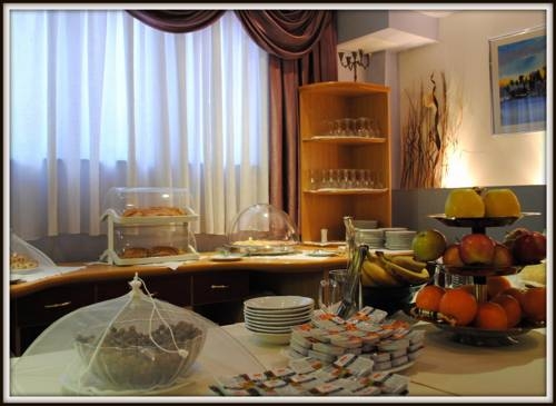 Imagen general del Hotel Hotel Zvonimir. Foto 7