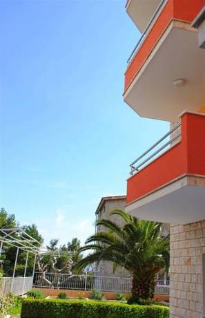 Imagen general del Hotel Hotel Zvonimir. Foto 13