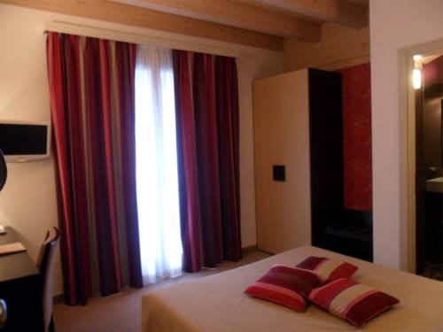 Imagen de la habitación del Hotel Hotel & Spa La Pieve Di Pisogne. Foto 14