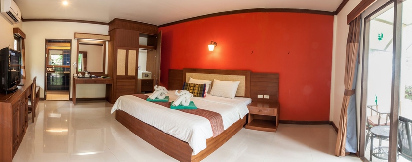 Imagen de la habitación del Hotel Hotel and Beach Bungalow at Lanta Resort. Foto 11