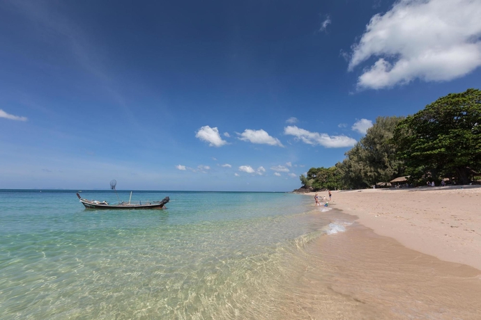 Imagen de los exteriores del Hotel Hotel and Beach Bungalow at Lanta Resort. Foto 15