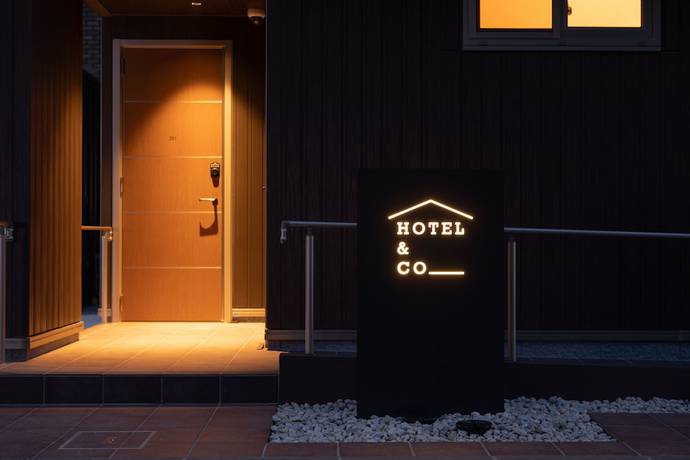 Imagen general del Hotel Hotel and Co. Foto 1