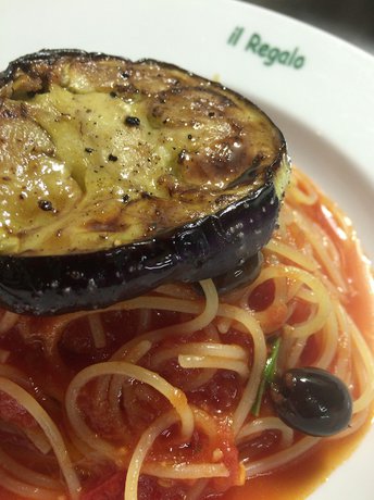 Imagen del bar/restaurante del Hotel Hotel and Ristorante IL Regalo. Foto 11