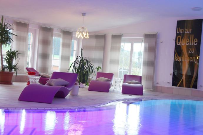 Imagen de la piscina del Hotel Hotel and SPA Reibener Hof. Foto 17