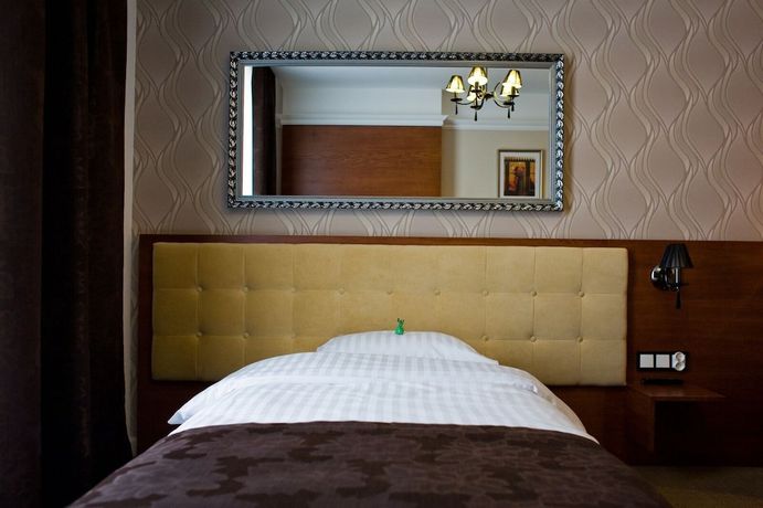 Imagen de la habitación del Hotel Hotel and Spa Kameleon. Foto 5