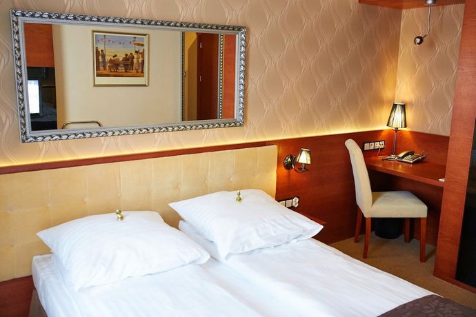 Imagen de la habitación del Hotel Hotel and Spa Kameleon. Foto 14